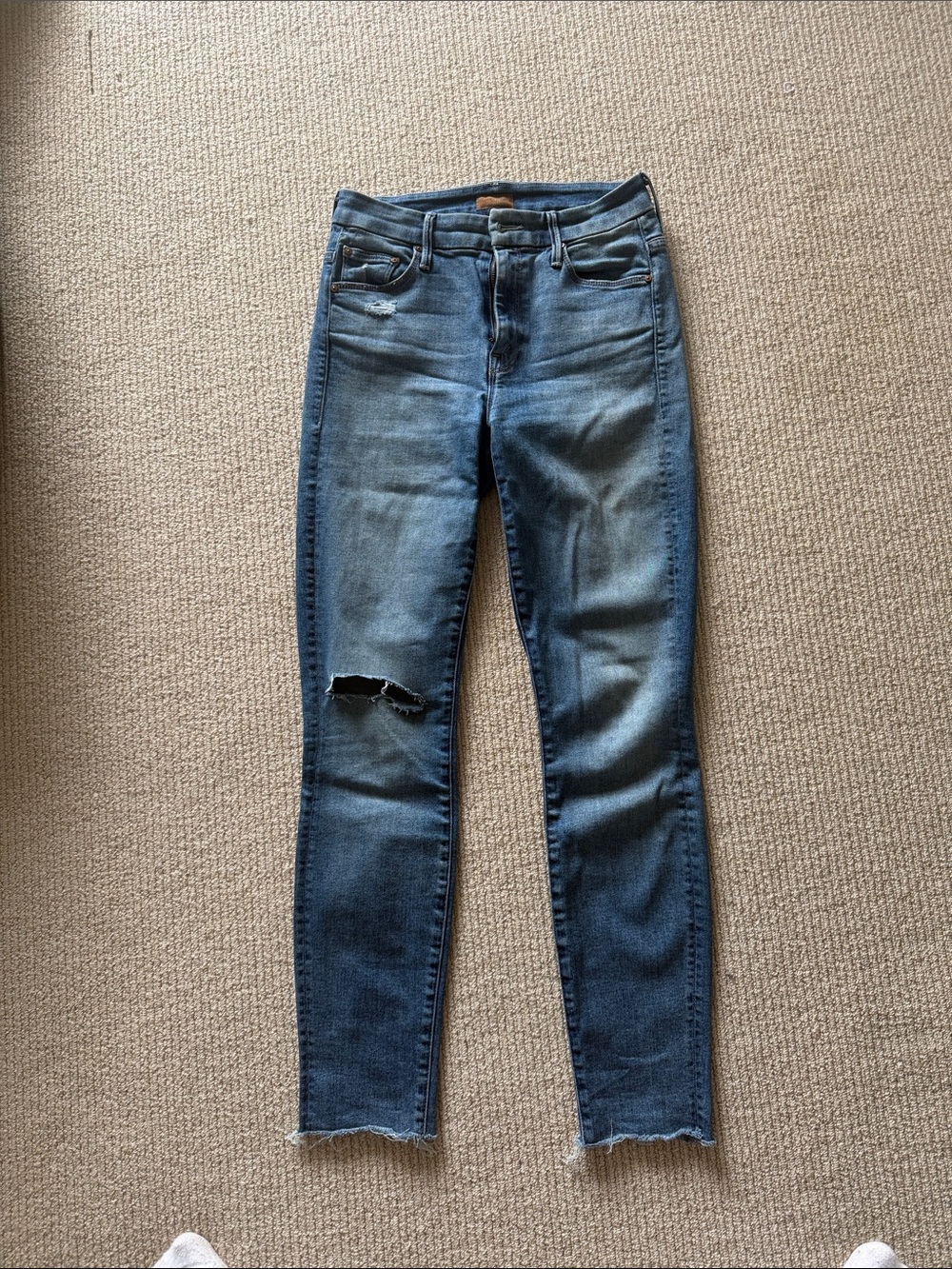 MOTHER Dark Blue Skinny Jeans with Knee Rip